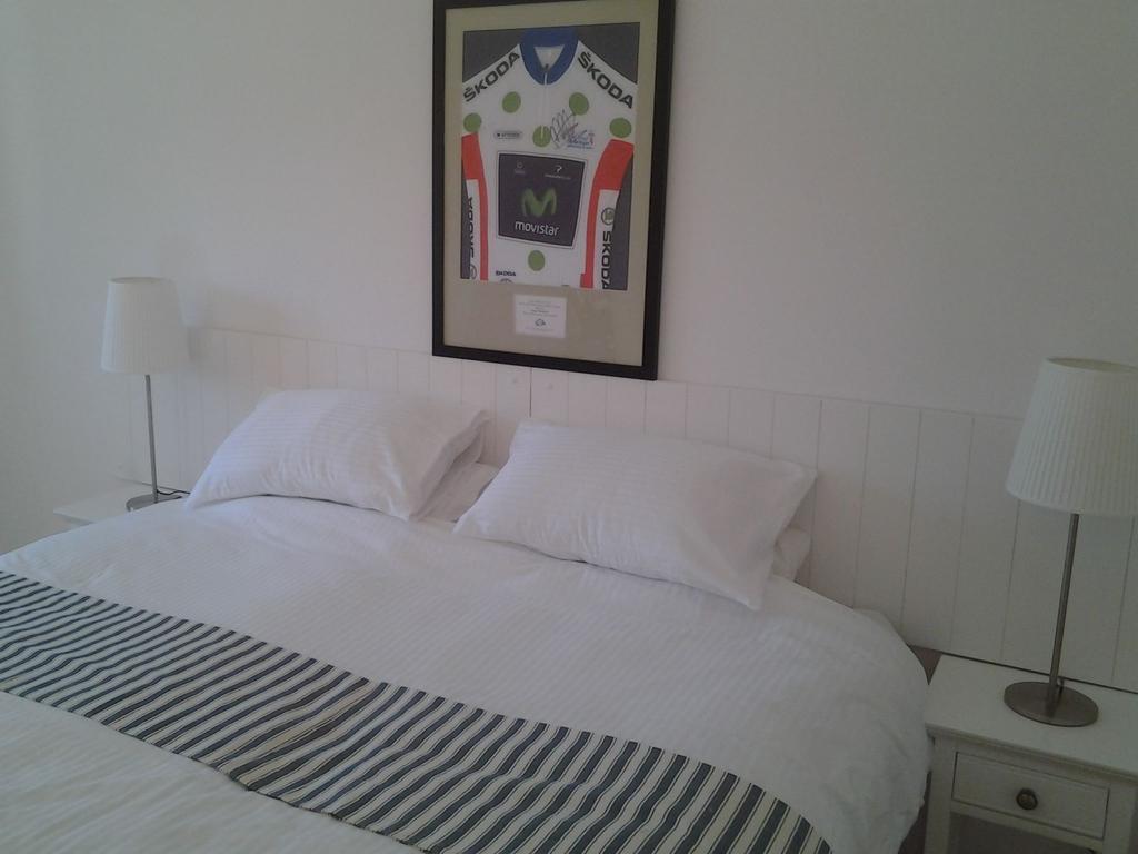 Bed and Breakfast Bedbreakfastbikespyrenees Loubieres Номер фото