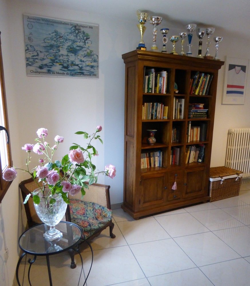 Bed and Breakfast Bedbreakfastbikespyrenees Loubieres Экстерьер фото